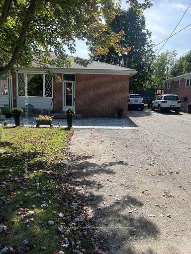 59 Davis Road