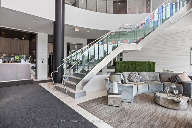 #1514 - 9471 Yonge Street