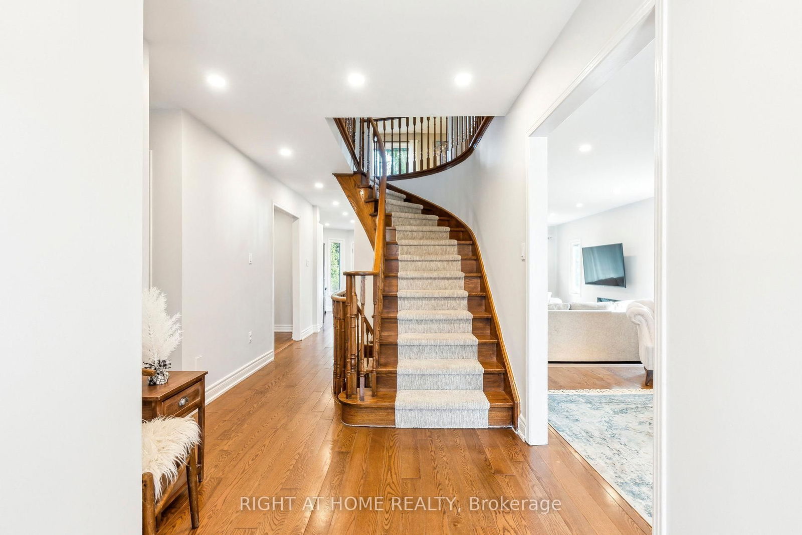 Detached House for sale at 6665 Main Street, Whitchurch-Stouffville, Stouffville, L4A 6B3 - MLS: N12109710