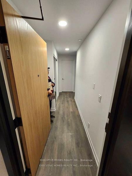 1124 A - 7950 Bathurst Street