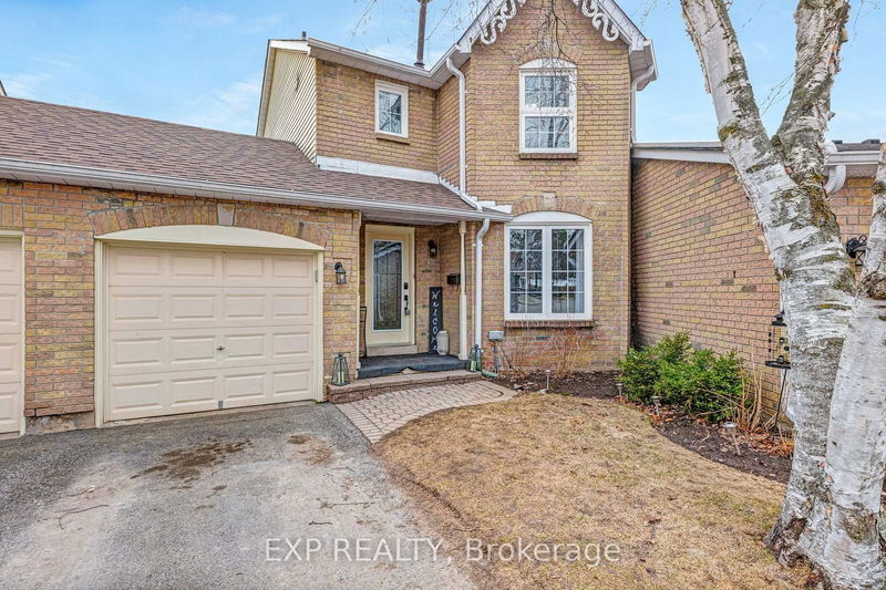 Unit 6 — 6 Adams Crt, Uxbridge - Uxbridge image-0-0