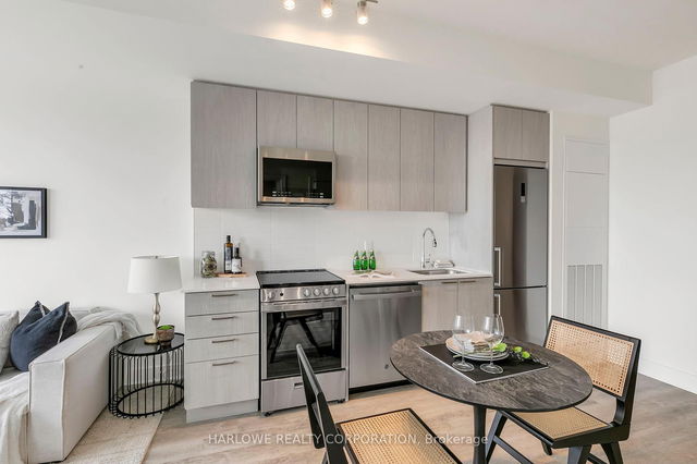 308 - 185 Deerfield Road