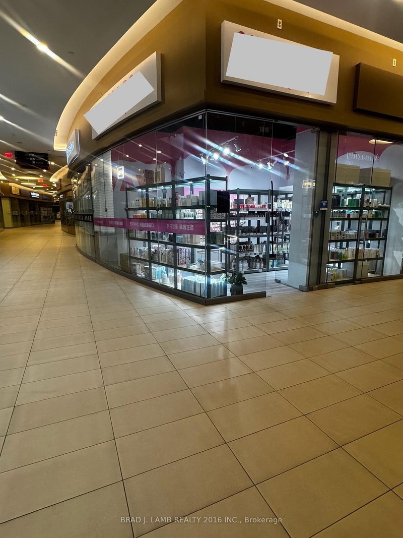 1B19 - 9390 Woodbine Ave, Markham, L6C 0M5 | Image 2