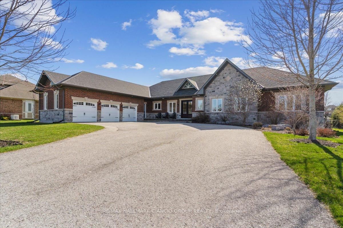Detached House for sale at 16 Goodwood Street, Uxbridge, Rural Uxbridge, L0C 1A0 - MLS: N12110990
