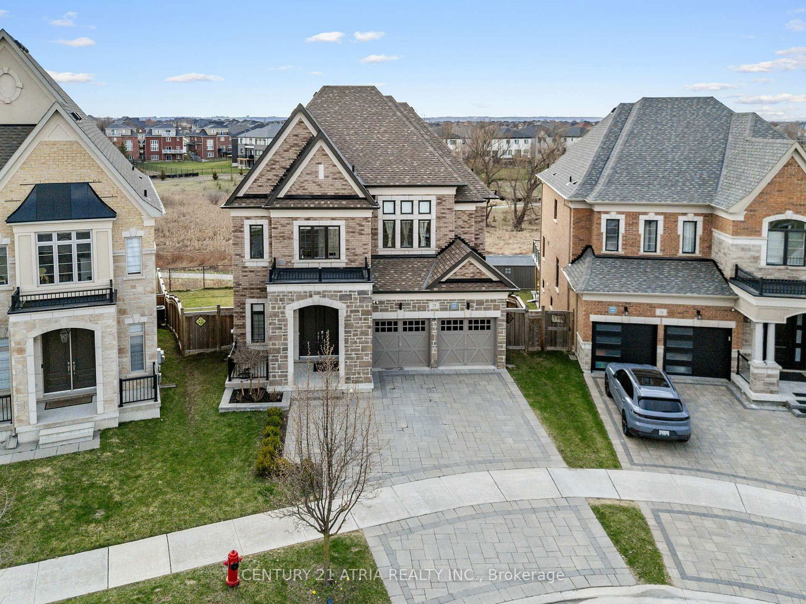 Detached House for sale at 28 Hamster Crescent, Aurora, Rural Aurora, L4G 3G7 - MLS: N12111199