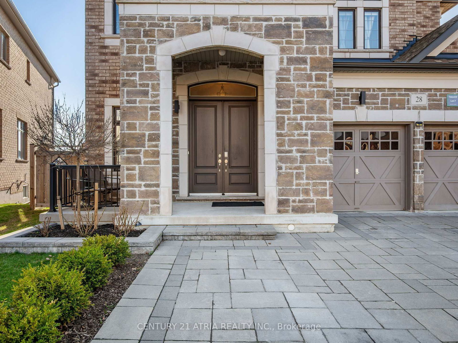 Detached House for sale at 28 Hamster Crescent, Aurora, Rural Aurora, L4G 3G7 - MLS: N12111199
