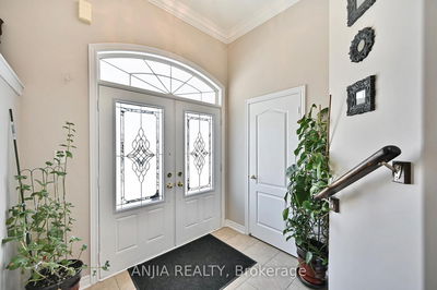 42 Grayleaf Dr, Whitchurch-Stouffville - Stouffville image-0-1