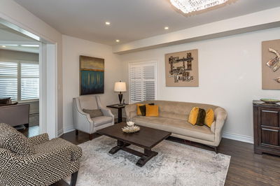 14 W Dykie Crt, Bradford West Gwillimbury - Bradford image-0-4