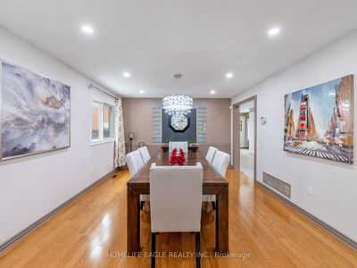 84 Viewmark Dr, Richmond Hill - Devonsleigh image-0-4