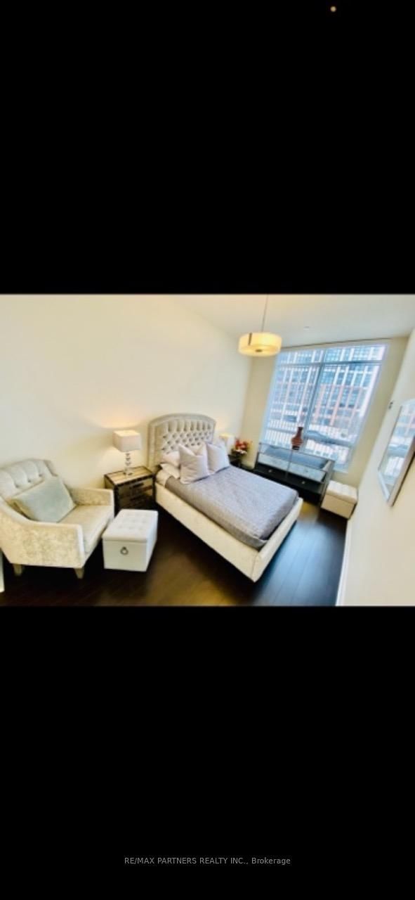 285 - 11211 Yonge Street