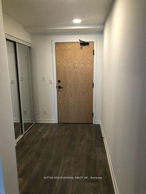 213 - 7950 BATHURST Street