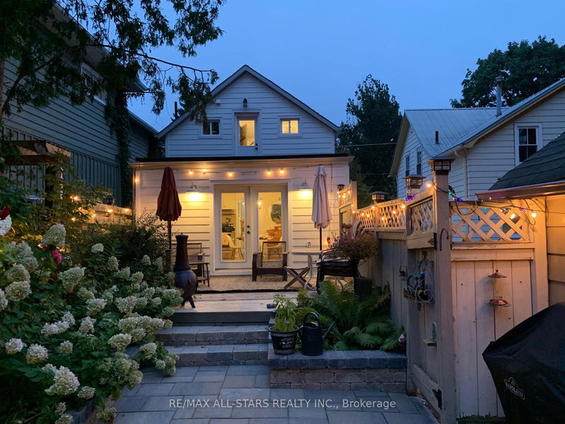 20 Victoria St, Whitchurch-Stouffville - Stouffville image-0-0