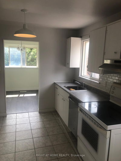248 Britannia Ave, Bradford West Gwillimbury - Bradford image-0-1