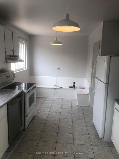 248 Britannia Ave, Bradford West Gwillimbury - Bradford image-0-2