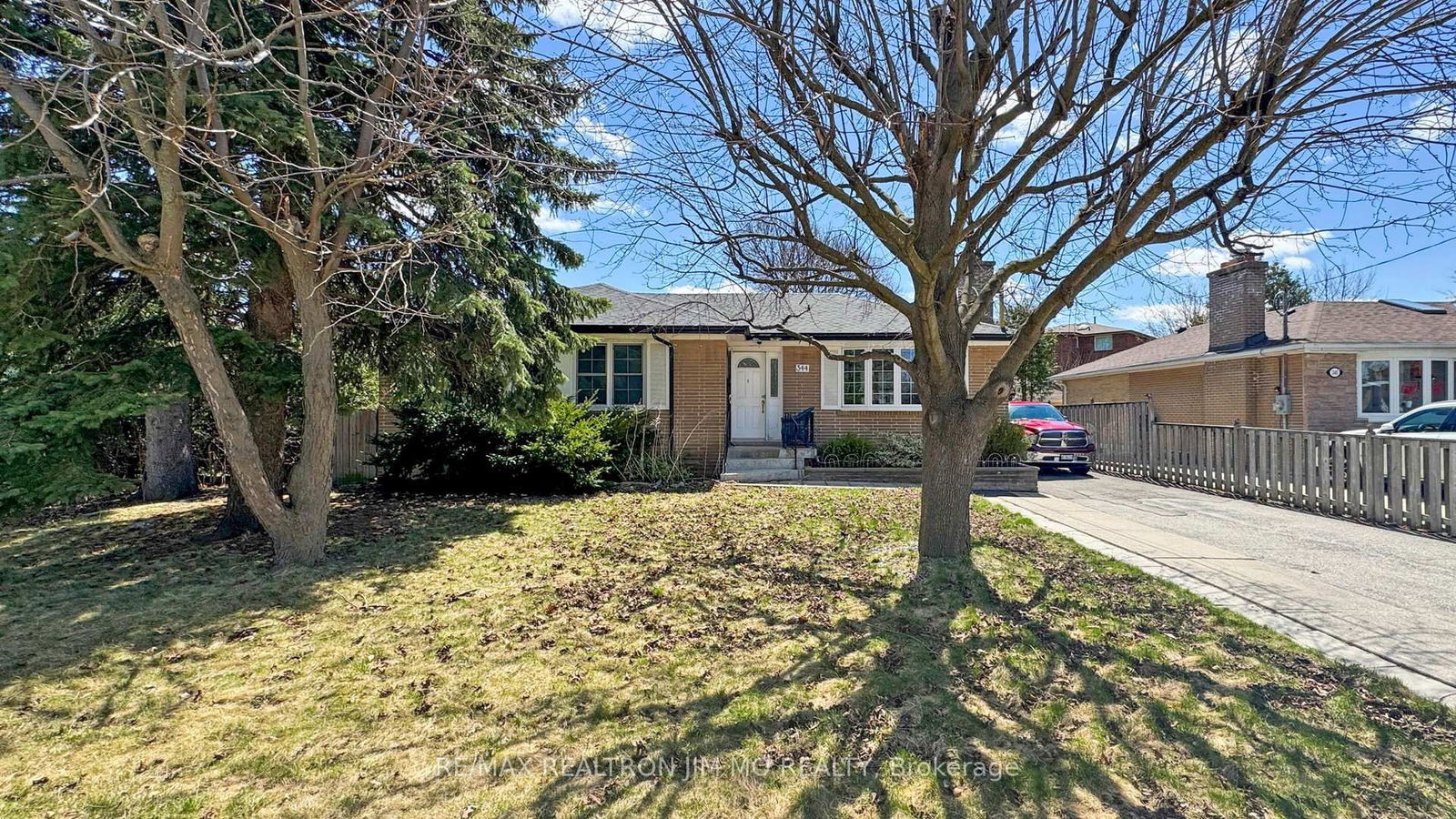 Detached House for sale at 344 Paliser Crescent, Richmond Hill, Harding, L4C 1R8 - MLS: N12111693