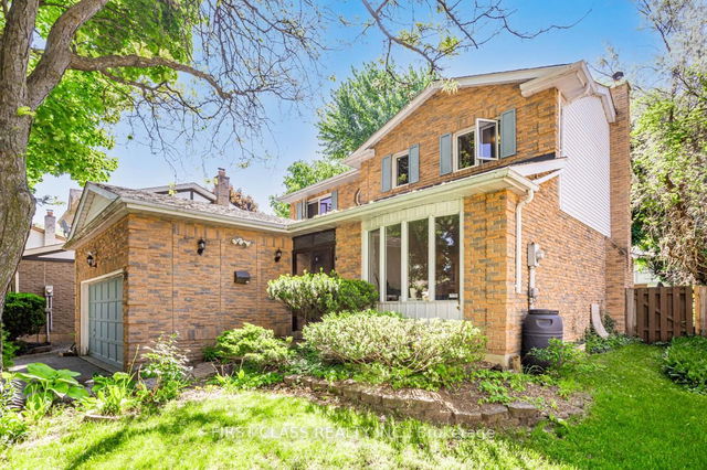 74 Innisbrook Crescent