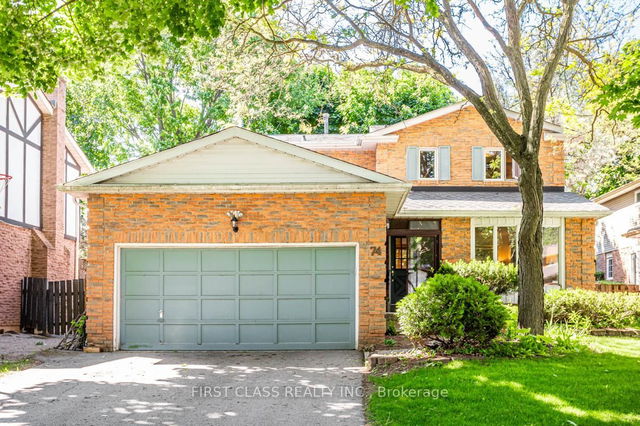 74 Innisbrook Crescent