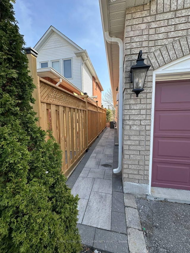 518 Kinrara Court