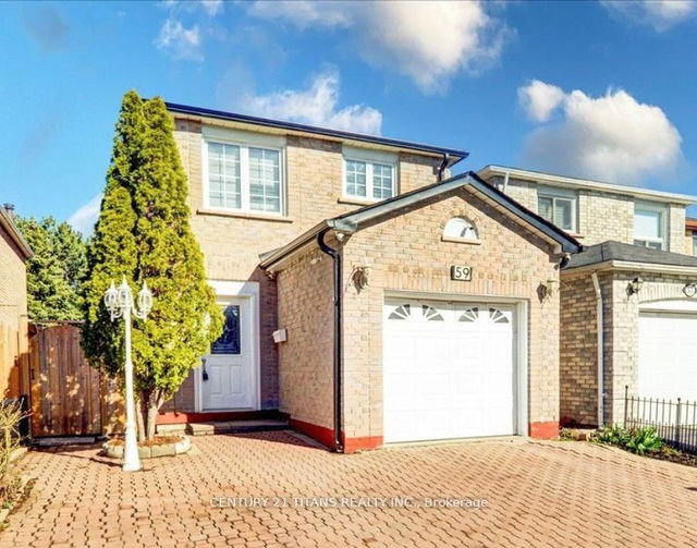 Lower - 59 William Honey Crescent