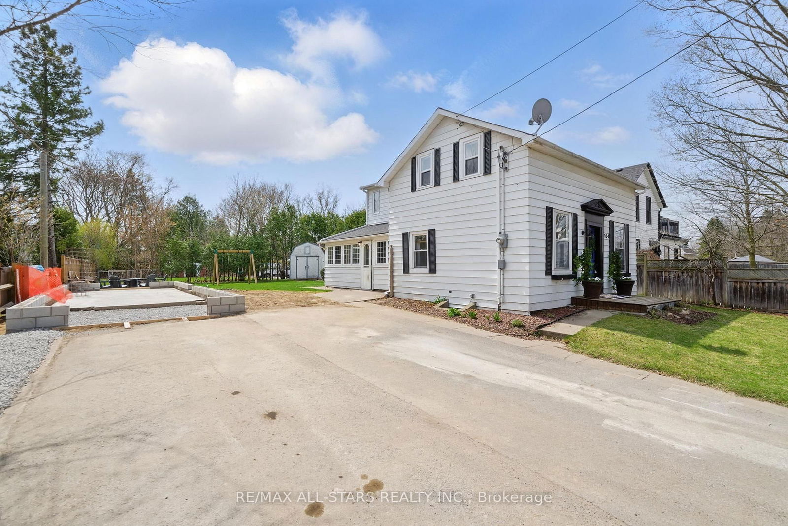 Property at 104 Mechanic