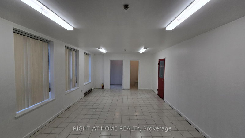 47 - 101 Freshway Dr, Vaughan, L4K 1R9 | Image 2