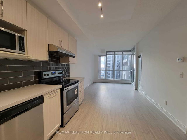 821 - 33 Clegg Road