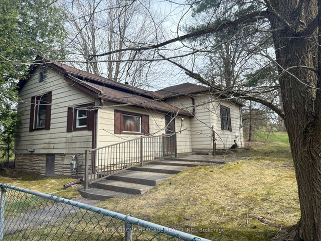 131 Cemetery Road