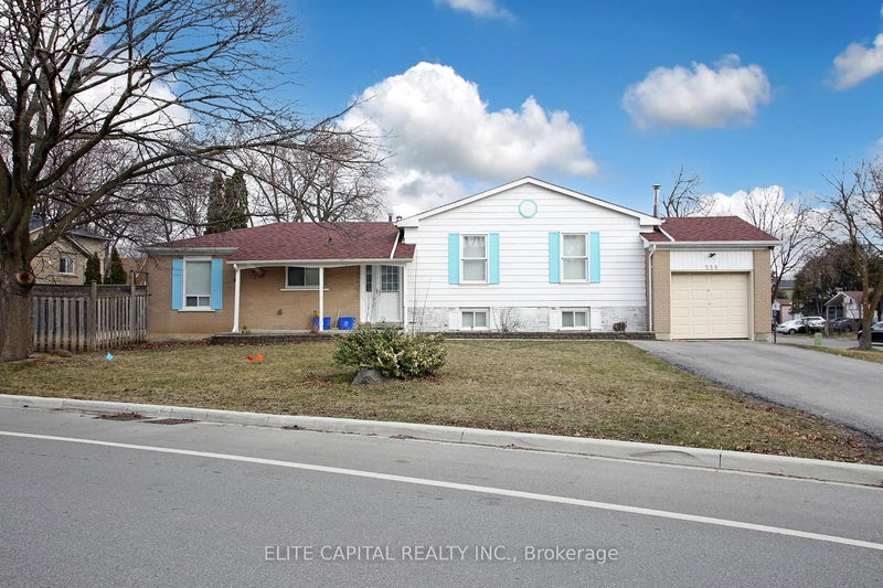 home for sale on 225 Snowshoe Crescent