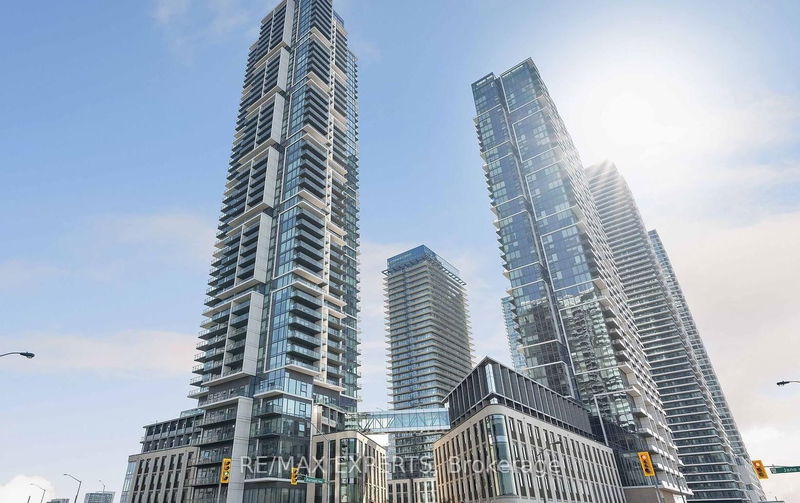 home for lease on 3512-7890 Jane Street