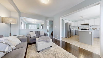 343 Langford Blvd, Bradford West Gwillimbury - Bradford image-0-4