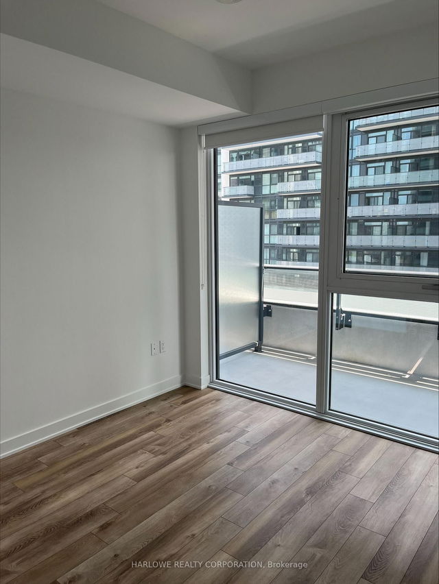 1207 - 95 Oneida Crescent