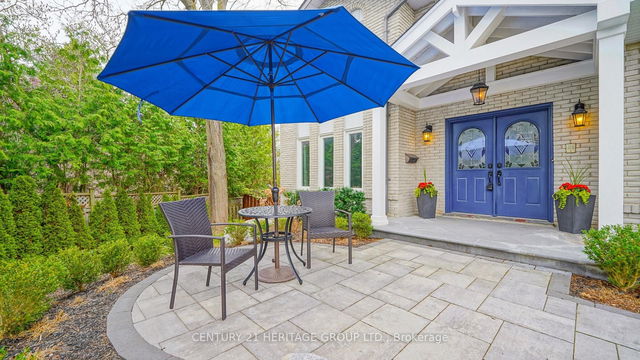 12 Cedar Forest Court