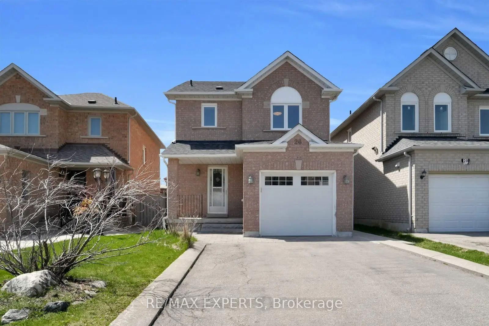 Detached House for sale at 26 Whitefaulds Road, Vaughan, Maple, L6A 2K1 - MLS: N12113167