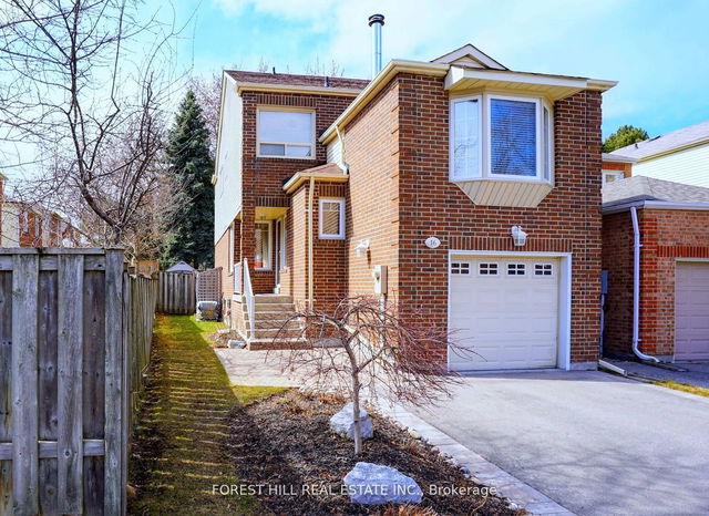 16 Lansbury Court