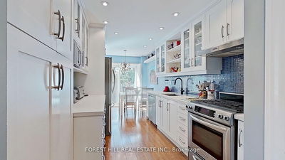 16 Lansbury Crt, Vaughan - Crestwood-Springfarm-Yorkhill image-0-2