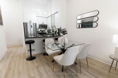 Unit 101 — 111 Upper Duke Cres, Markham - Unionville image-0-4