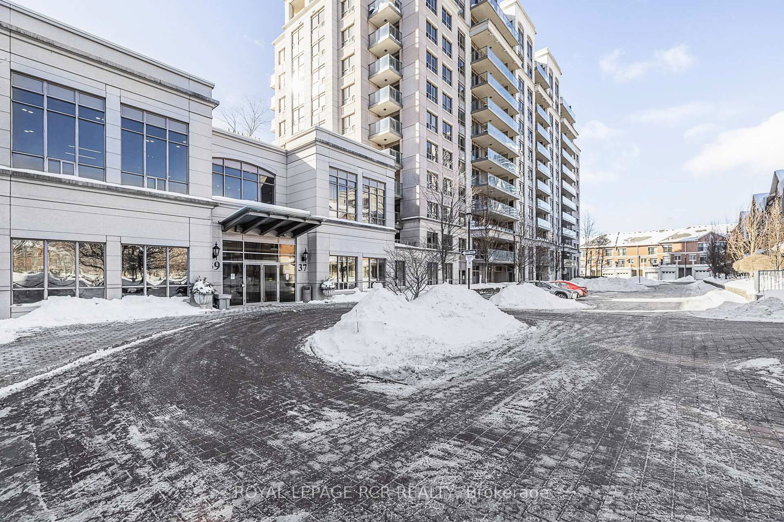 Condo for sale at 515-37 Galleria Pkwy, Markham, Commerce Valley, L3T 0A5 - MLS: N12113858