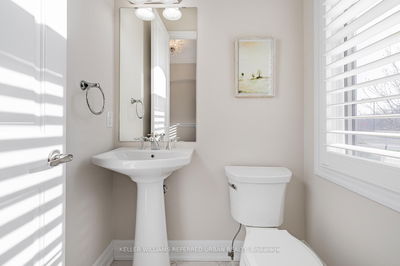 113 Burns Blvd, King - King City image-0-3