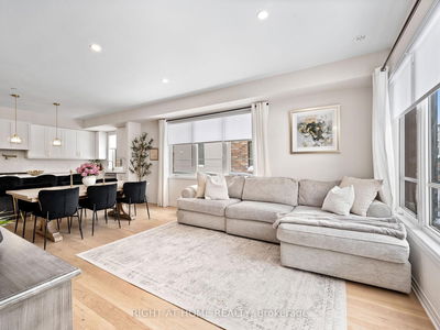 8-50 Baynes Way, Bradford West Gwillimbury - Bradford image-0-2