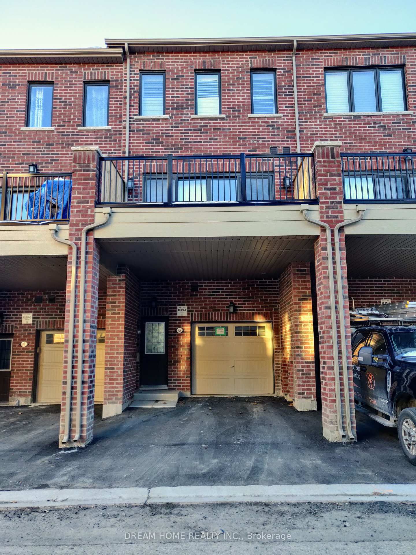 Townhouse for lease at 6 Cafaro Lane, Markham, Victoria Square, L6C 0Z2 - MLS: N12114450