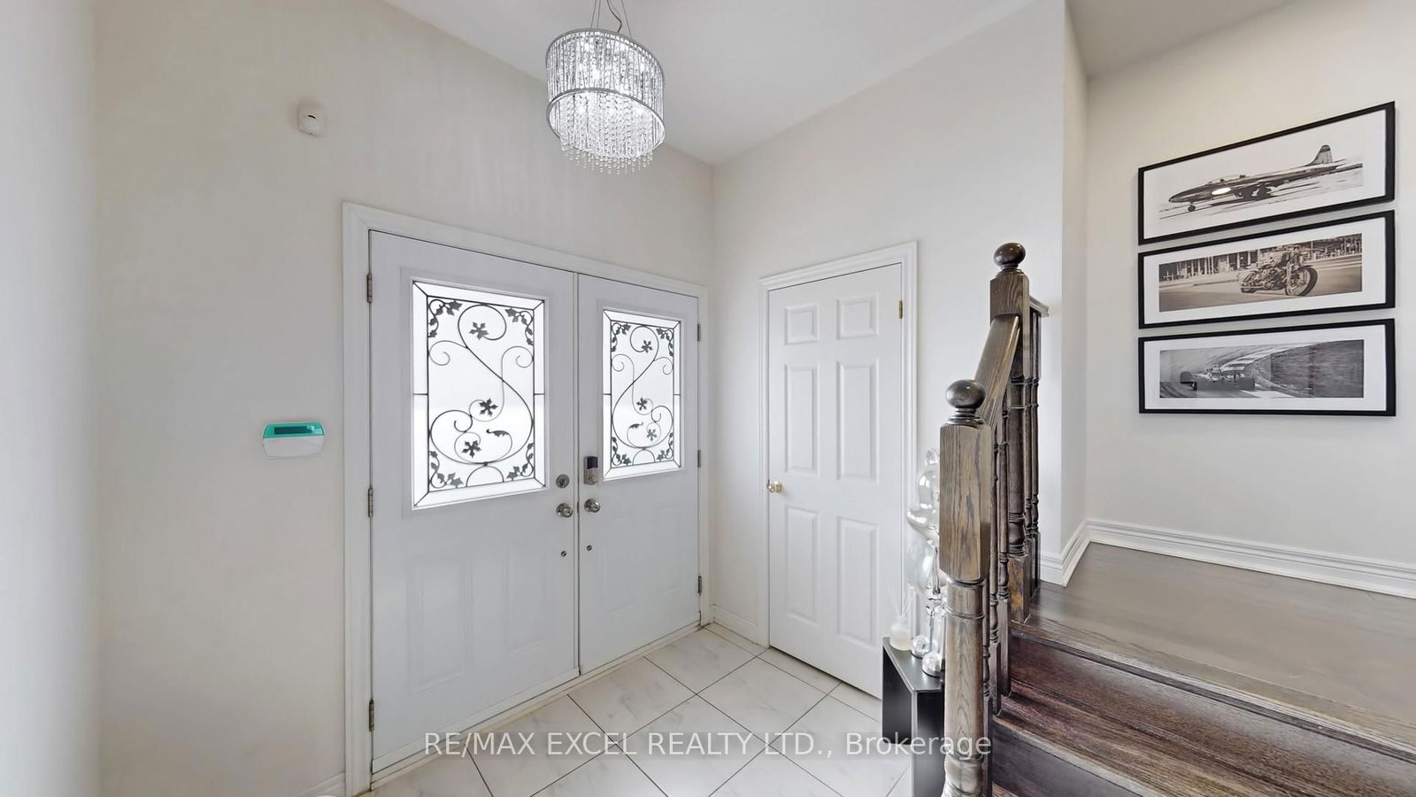 Semi-Detached House for sale at 11 Unity Gardens Drive, Markham, Village Green-South Unionville, L3R 5R6 - MLS: N12114525