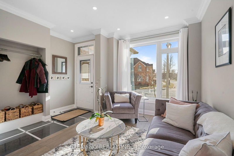 home for lease on 206 Bur Oak Avenue