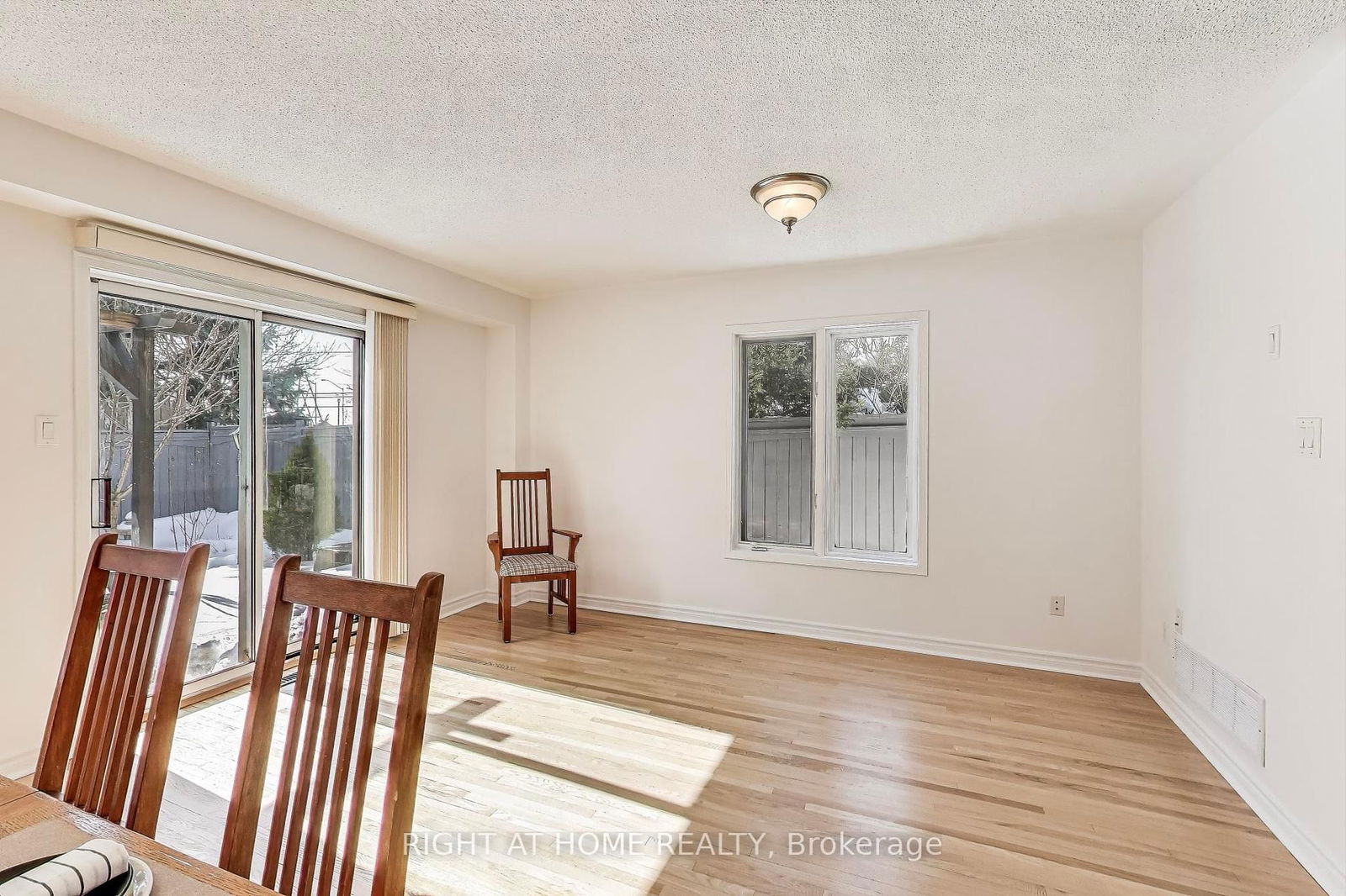 Townhouse for sale at 111 Kelso Crescent, Vaughan, Maple, L6A 2K6 - MLS: N12114573
