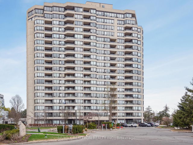 704 - 343 Clark Avenue