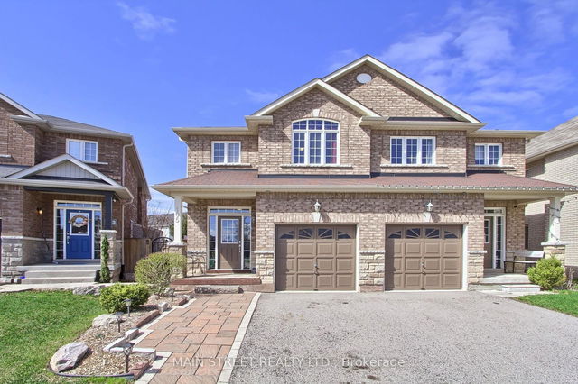 105 Donald Stewart Crescent