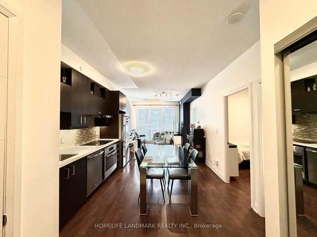 506 - 28 Uptown Drive