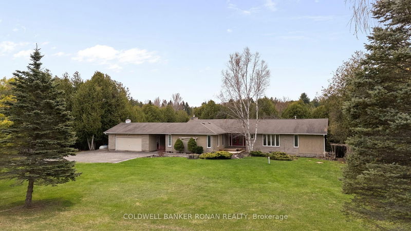 10 Margaret Ave, Adjala-Tosorontio - Rural Adjala-Tosorontio image-0-0