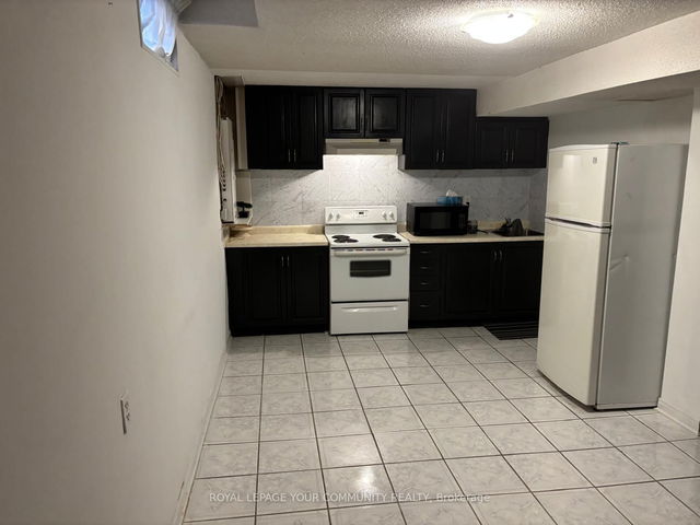 basement - 166 Knightswood Avenue
