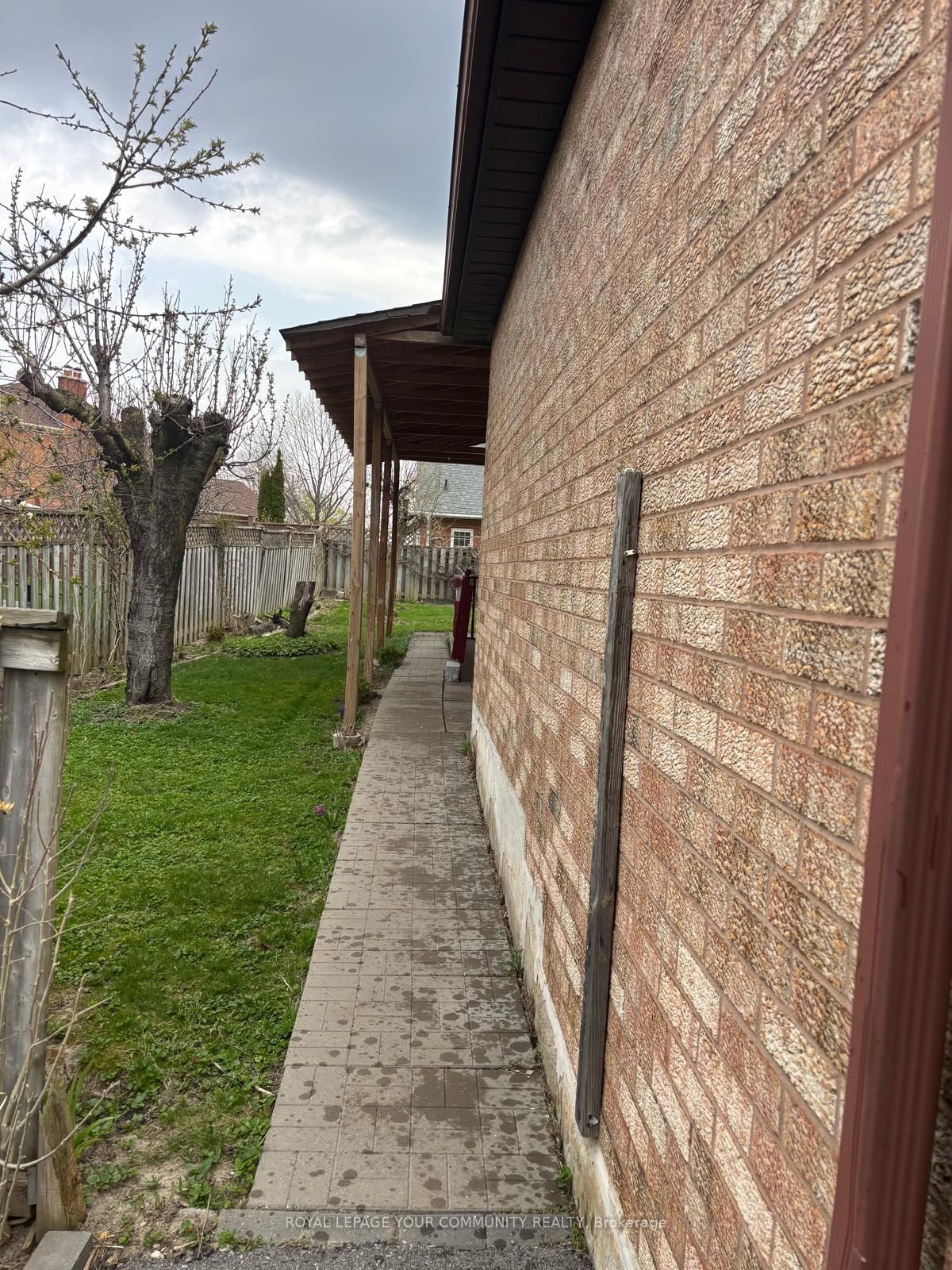 Detached House for lease at basement-166 Knightswood Avenue, Vaughan, Maple, L6A 1M5 - MLS: N12115111