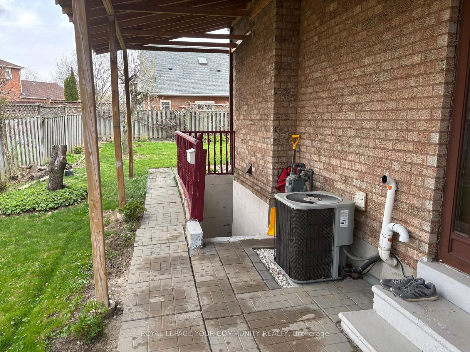 Detached House for lease at basement-166 Knightswood Avenue, Vaughan, Maple, L6A 1M5 - MLS: N12115111